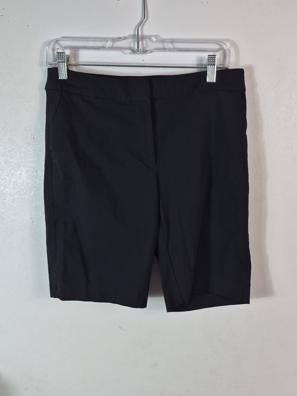 WHBM White House Black Market Bermuda Dressy Shorts Black Size 6